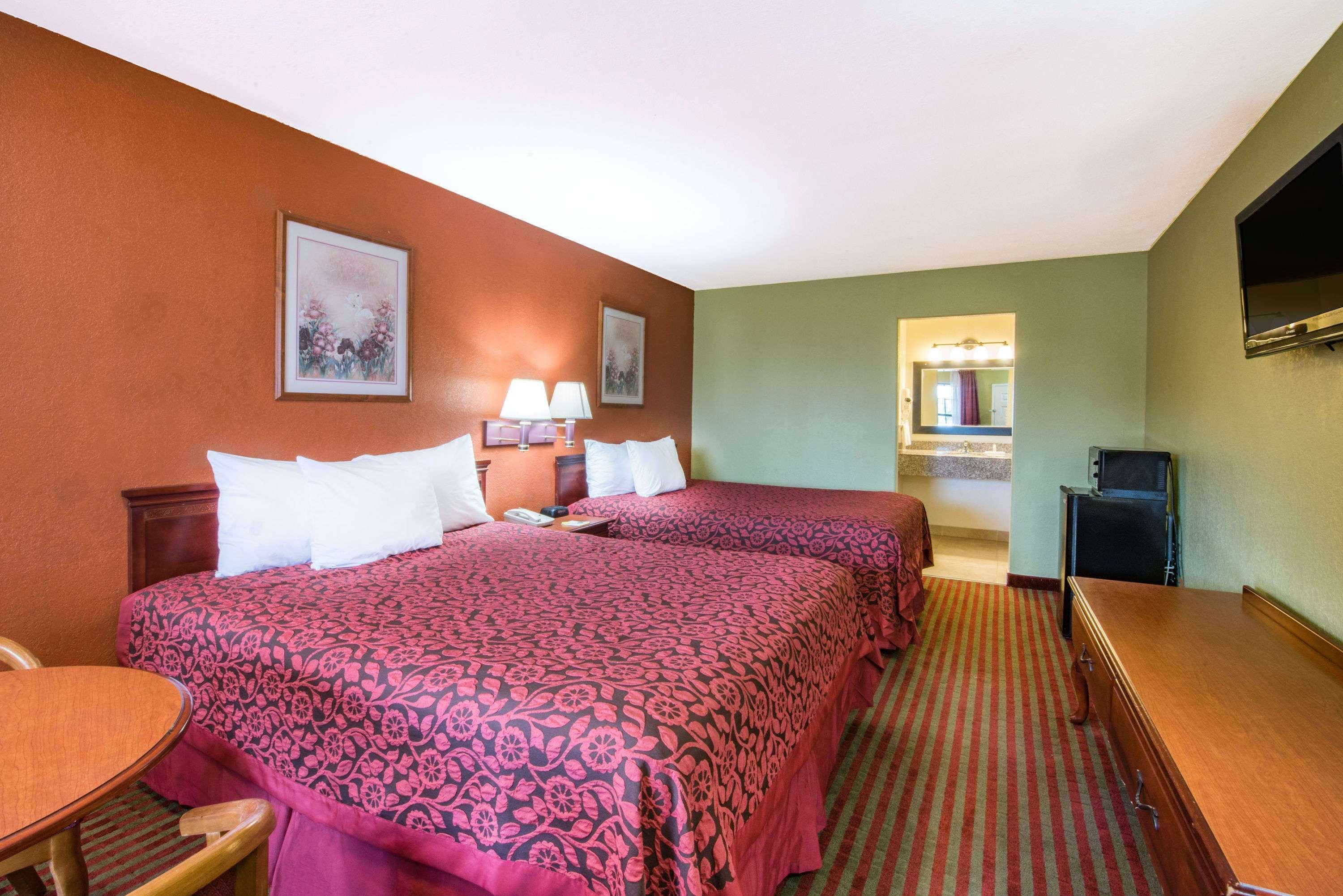 Days Inn By Wyndham Mcallen Eksteriør billede