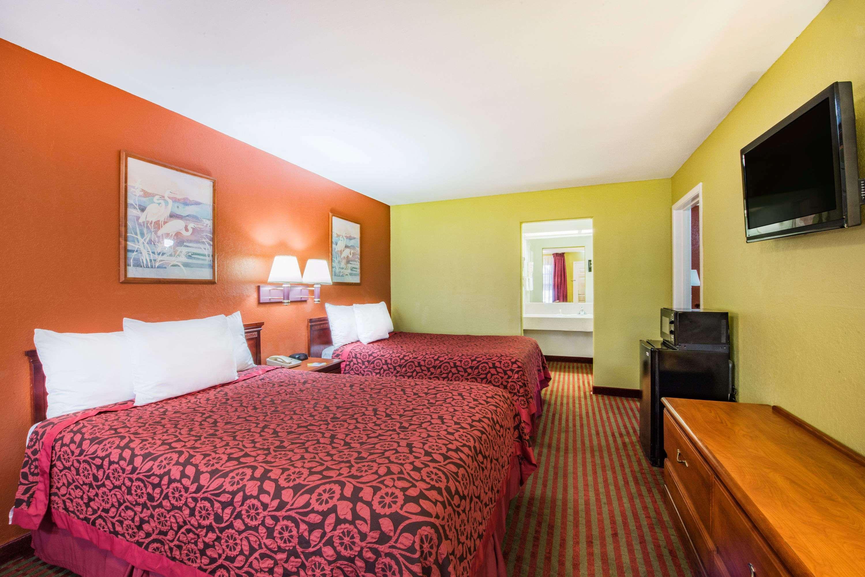 Days Inn By Wyndham Mcallen Eksteriør billede
