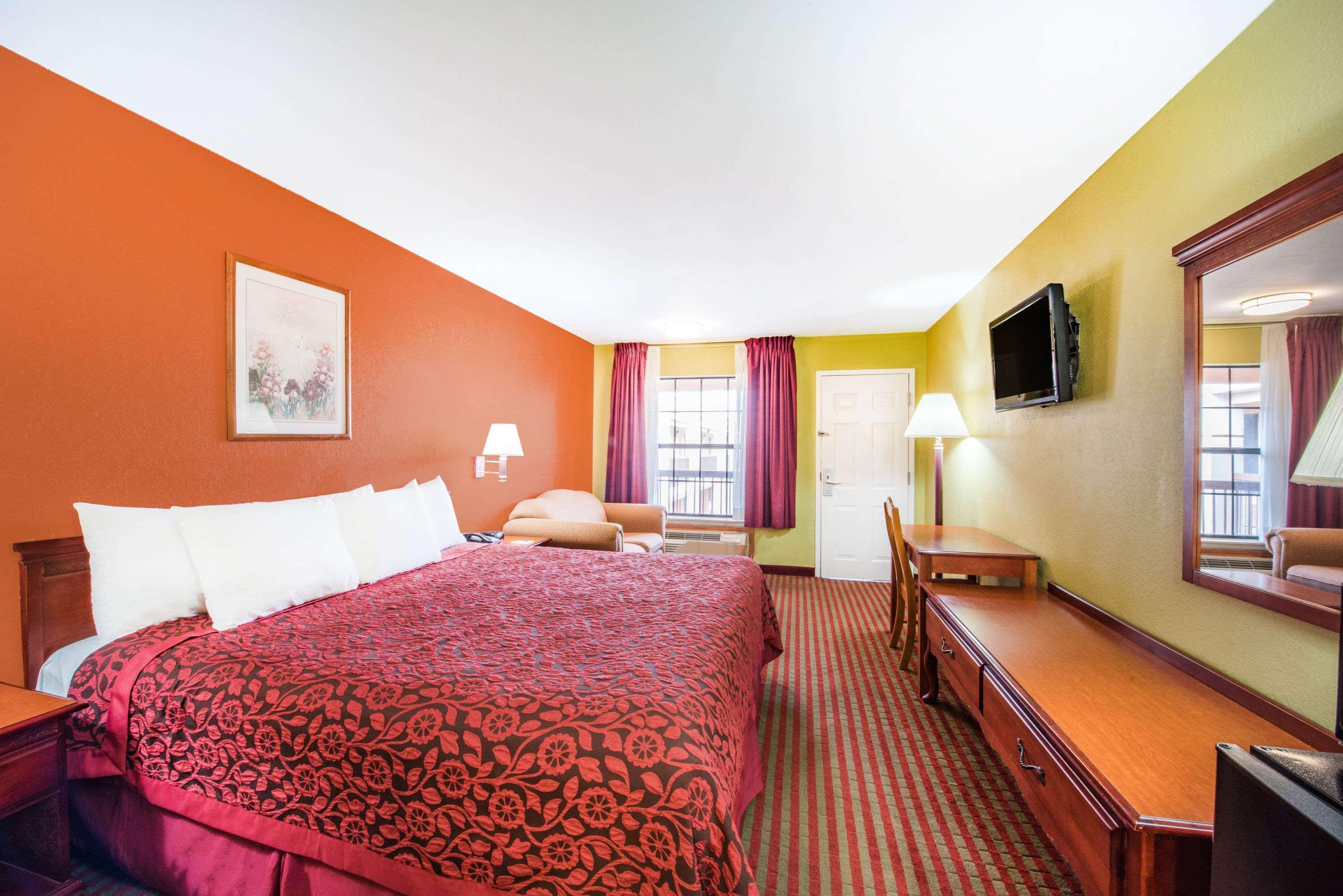 Days Inn By Wyndham Mcallen Eksteriør billede